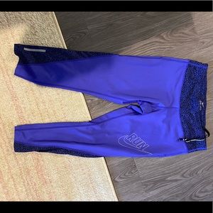 Nike leggings